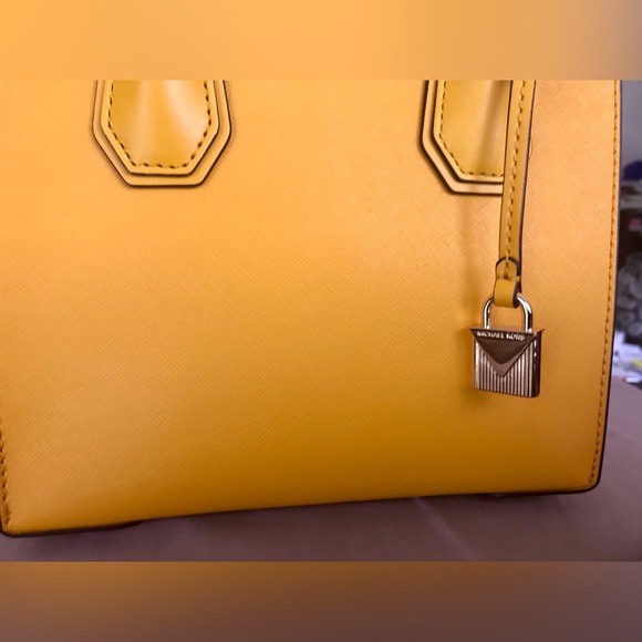 MICHAEL KORS Mercer Kors Studio Messenger bag - Picture 9 of 9